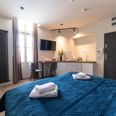 Milu Apartments Sebastiana Krasków Eksteriør bilde