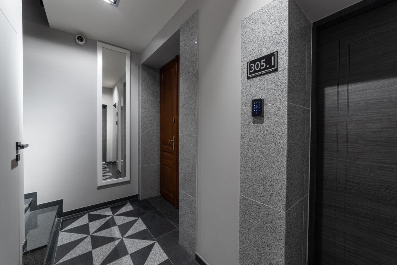 Milu Apartments Sebastiana Krasków Eksteriør bilde